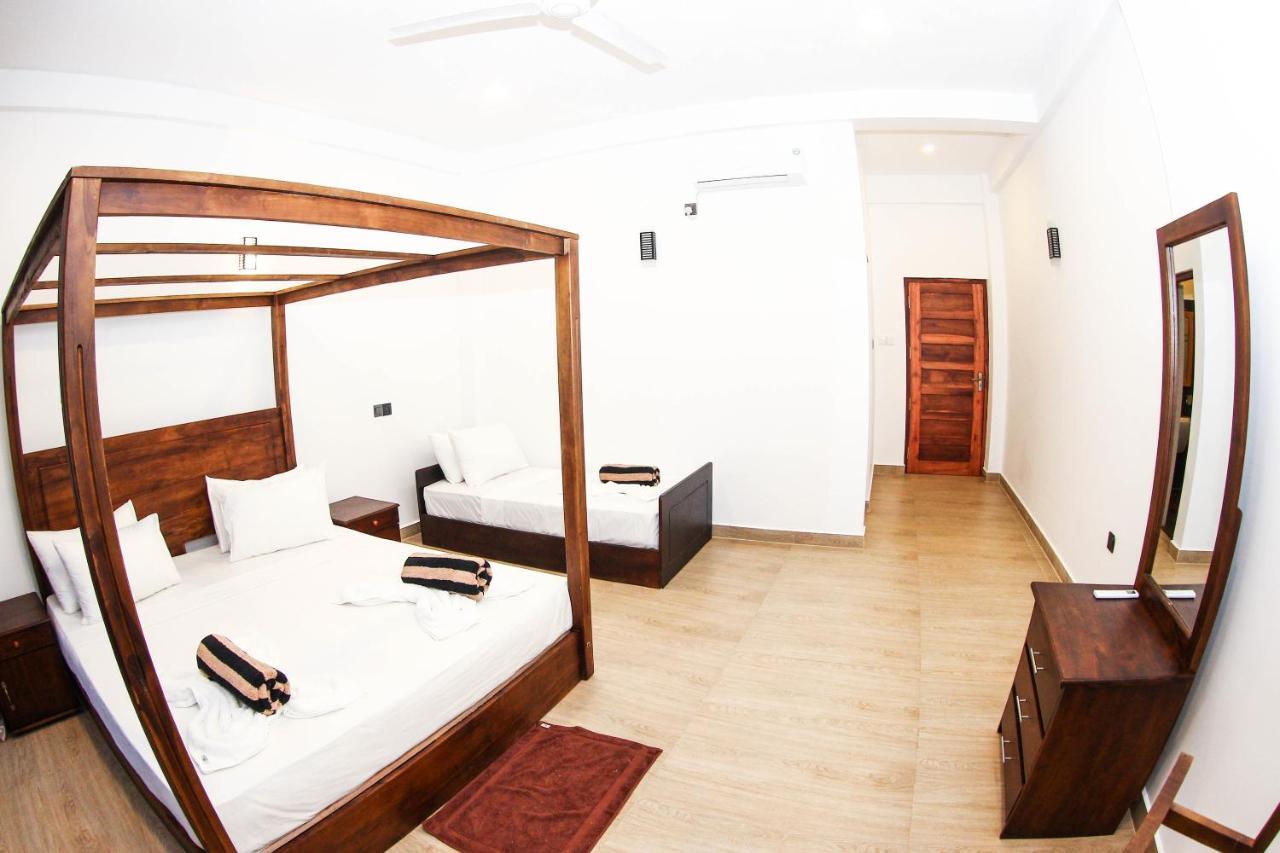 Bay Hiriketiya Hotel Dikwella Ngoại thất bức ảnh