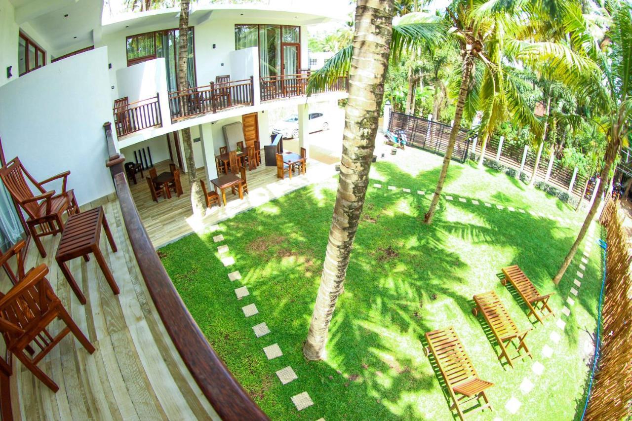 Bay Hiriketiya Hotel Dikwella Ngoại thất bức ảnh